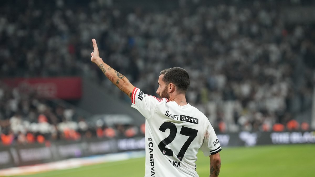 Rafa Silva Beşiktaş’tan ayrılacak mı? Serdal Adalı açıkladı