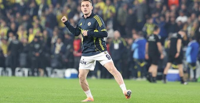 Kerem Aktürkoğlu için özel bir akşam, tribünler ilk onu çağırdı