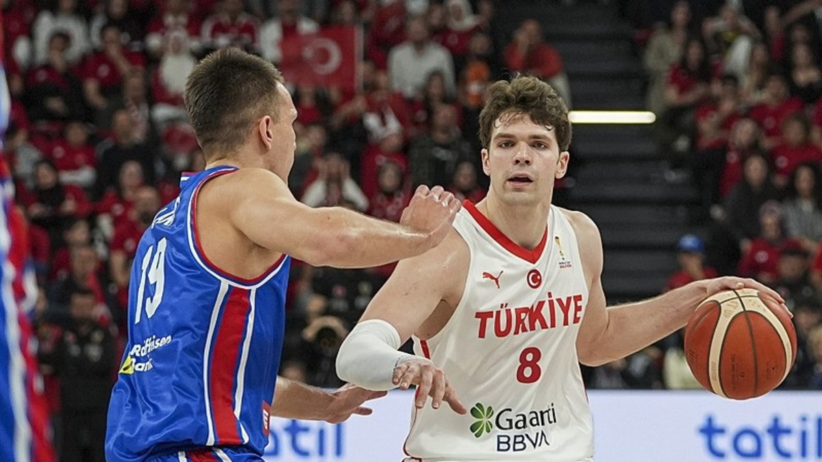 A Milli Erkek Basketbol Takımımız Sırbistan’ı mağlup ederek 4’te 4 yaptı!