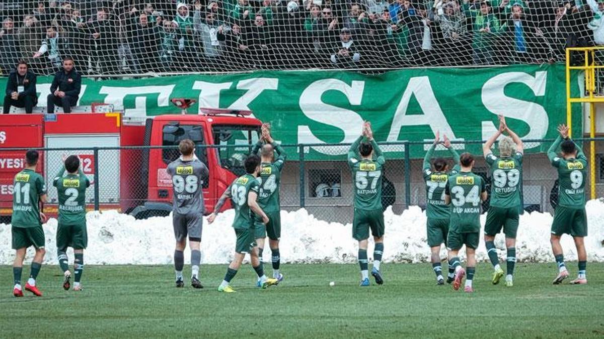 Bursaspor’da ilk hedef 1. Lig sonra Süper Lig
