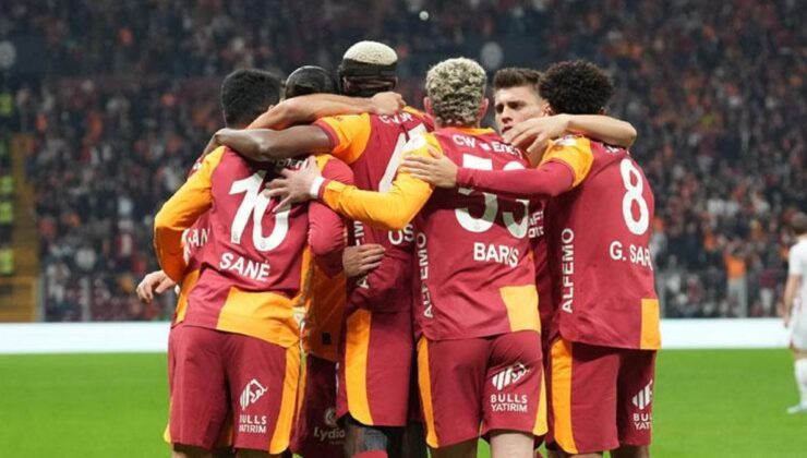 Galatasaray derbide bir ilkin peşinde