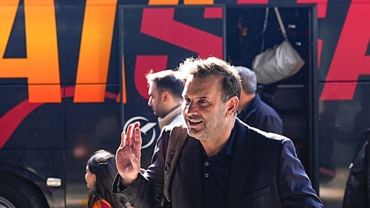 Galatasaray, Liverpool maçı için İngiltere’ye gitti