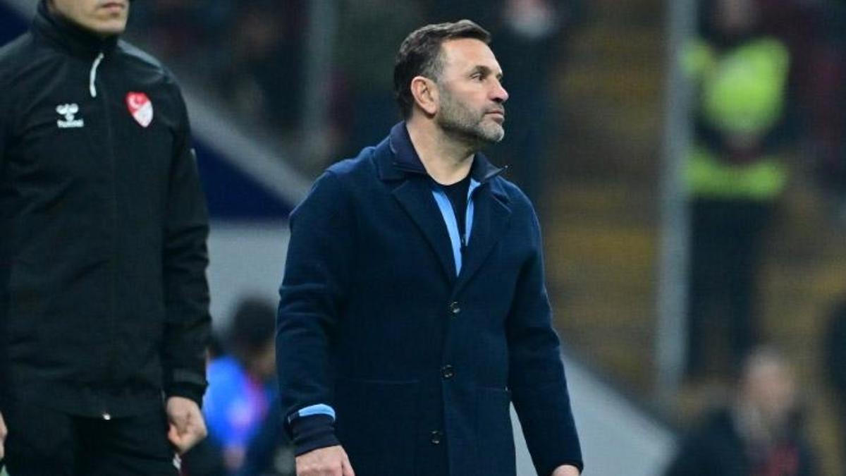 Galatasaray teknik direktörü Okan Buruk: Beşiktaş güçlü, motive ve hazır