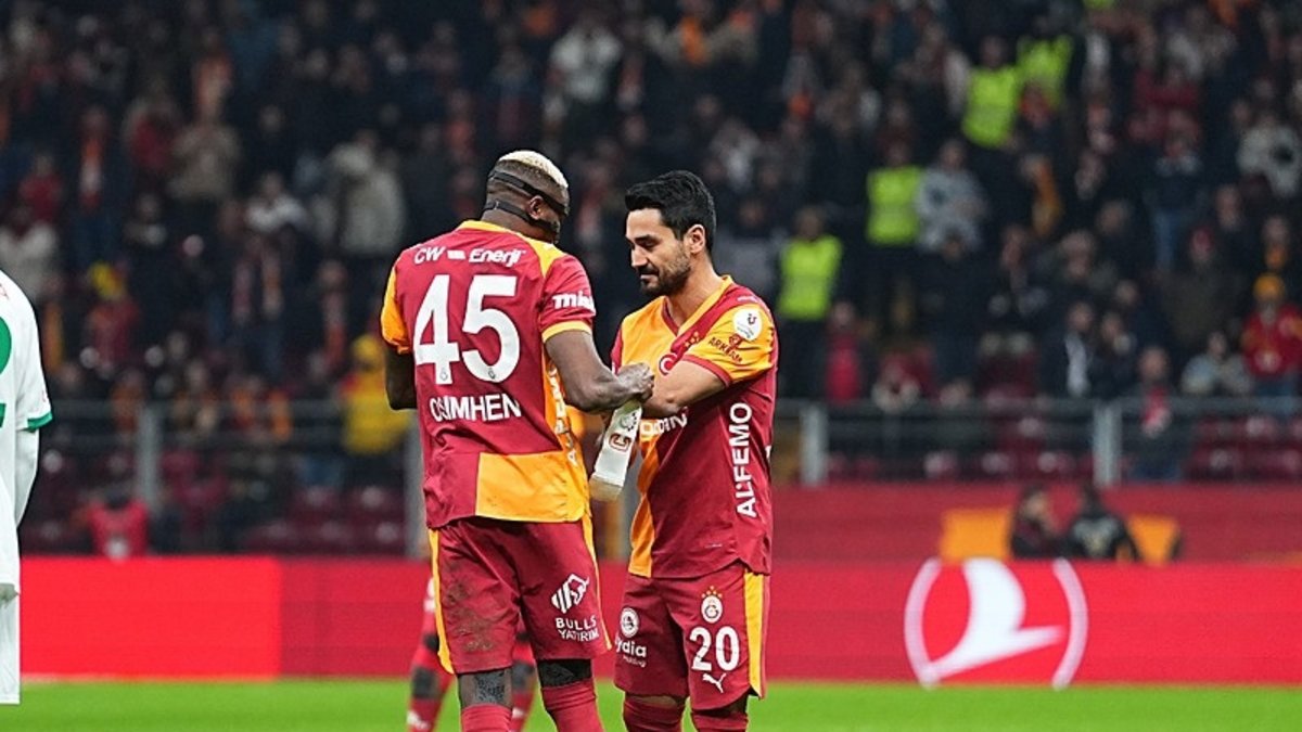 Galatasaray’ın tek rakibi PSG! Aslan, son şampiyonu sıkı takipte!