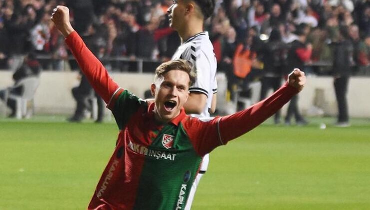 Karşıyaka’da Erhan ve Mücahit sevinci