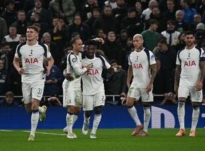 Tottenham’da maaşlar yarıya inebilir