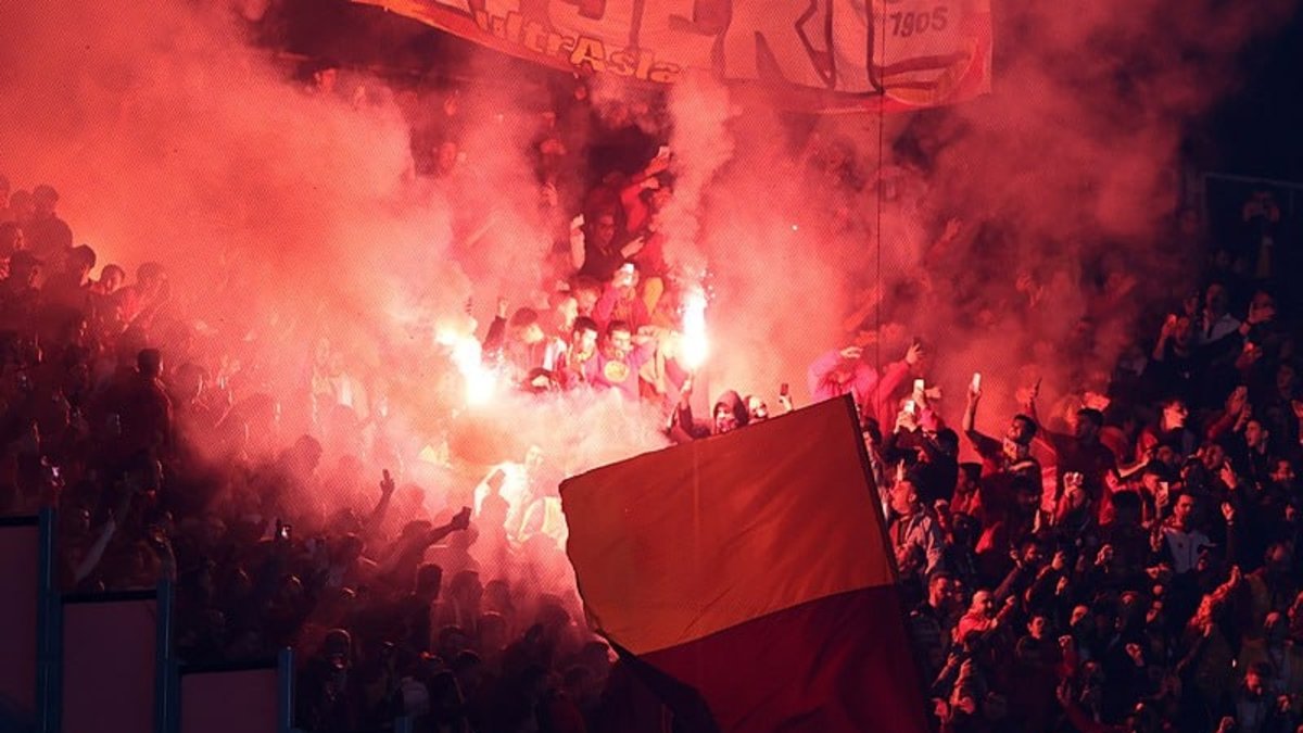 UEFA, Galatasaray’a verdiği cezanın gerekçelerini açıkladı!